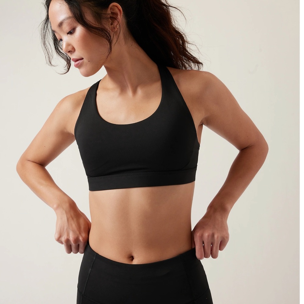 Athleta ultimate sports bra BNWT